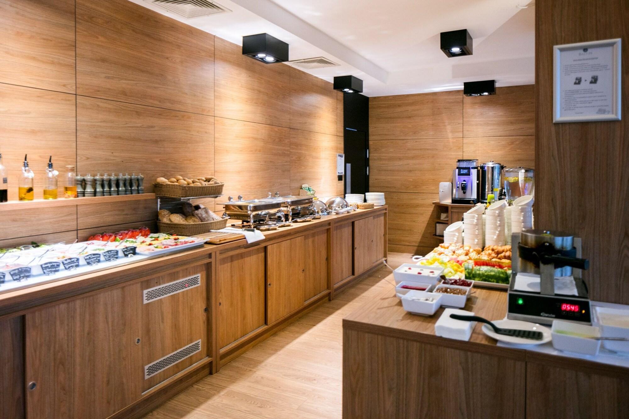 Baltin Hotel & Spa **** 미엘노 외부 사진
