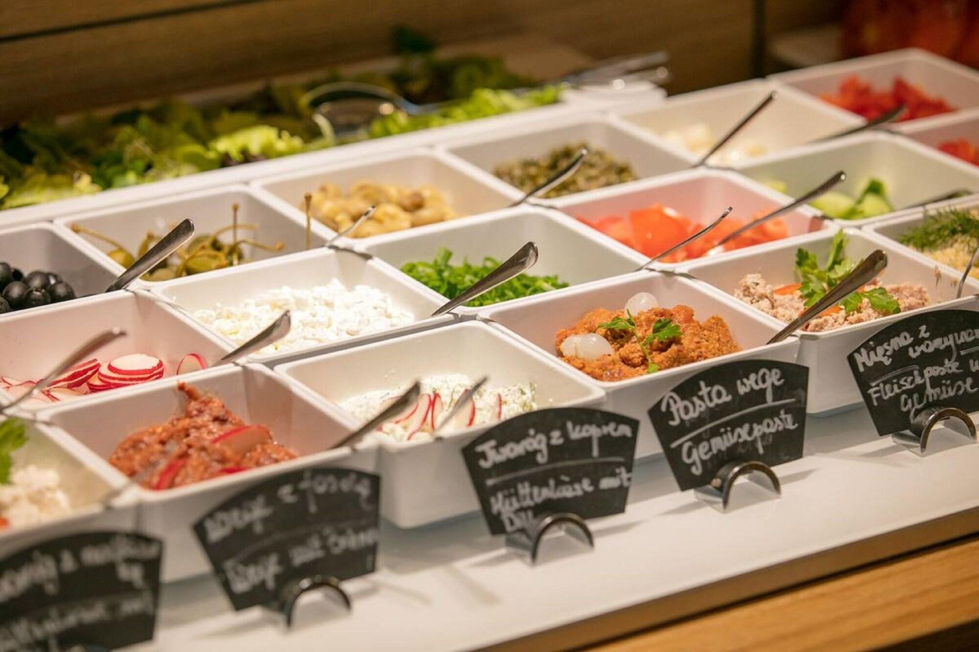 Baltin Hotel & Spa **** 미엘노 외부 사진